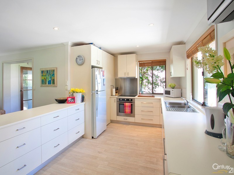9 Monak Rd, Peregian Beach QLD 4573