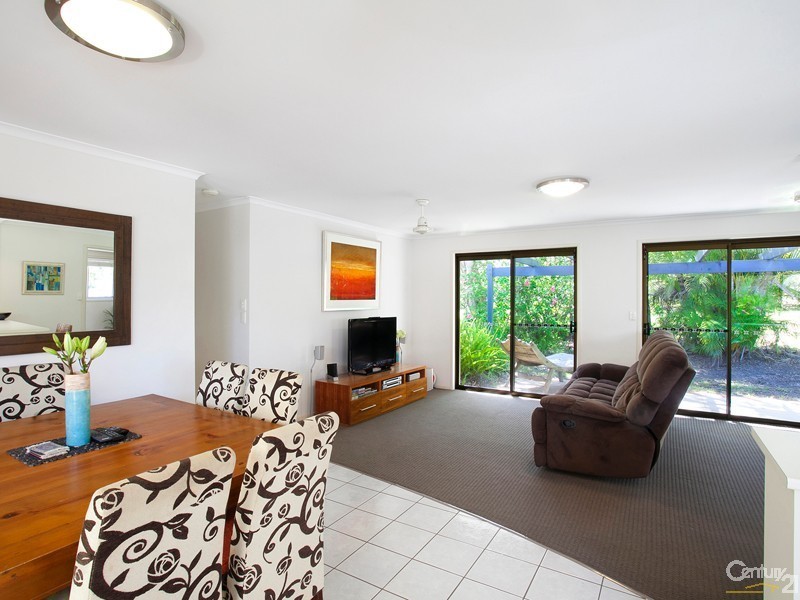 9 Monak Rd, Peregian Beach QLD 4573