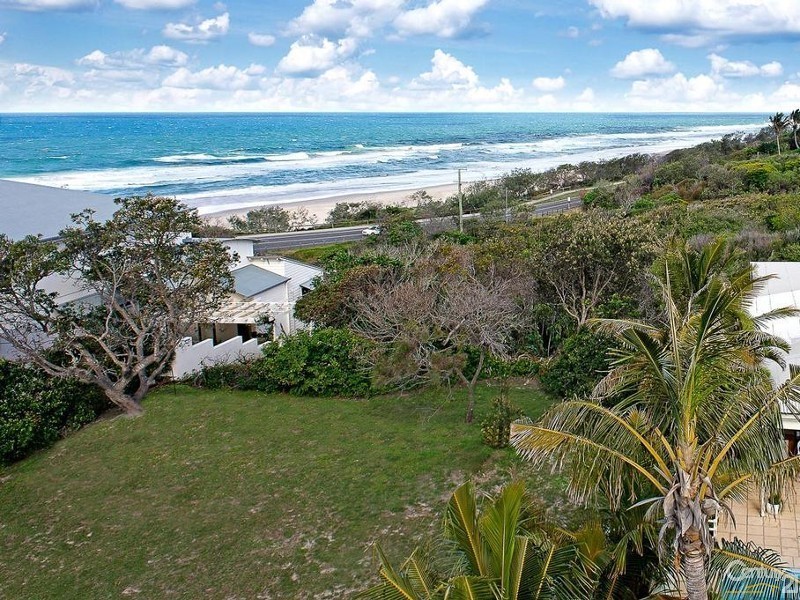 6 Corsair Crescent, Sunrise Beach QLD 4567