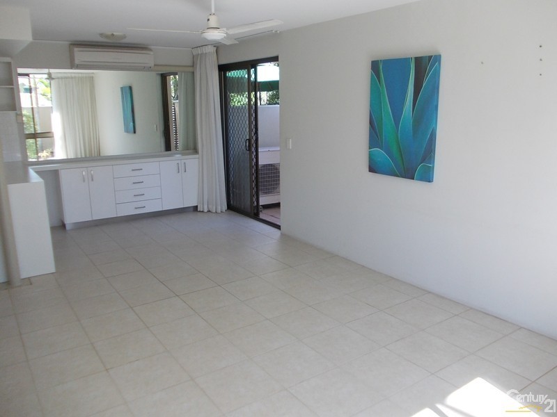1/9 Noosa Parade, Noosa Heads QLD 4567