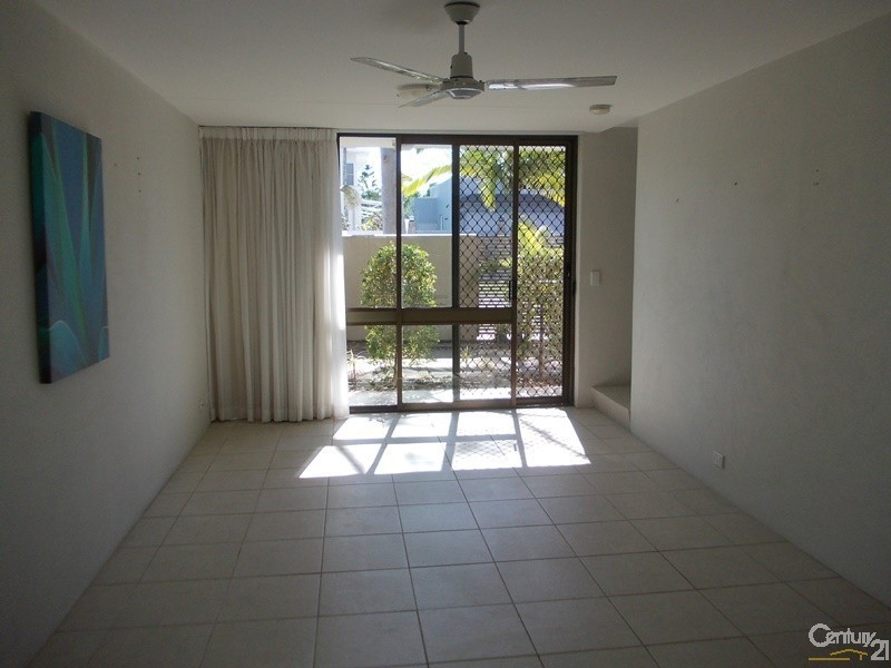 1/9 Noosa Parade, Noosa Heads QLD 4567