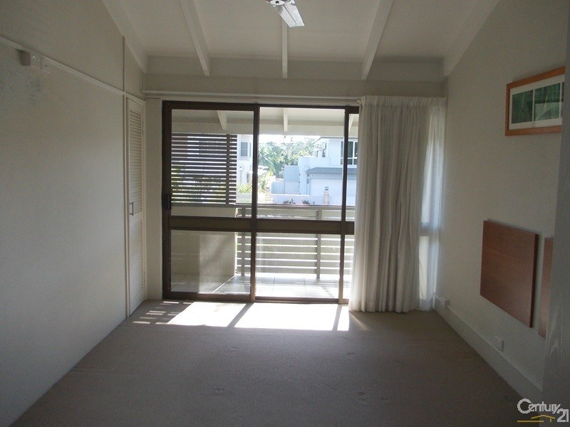 1/9 Noosa Parade, Noosa Heads QLD 4567