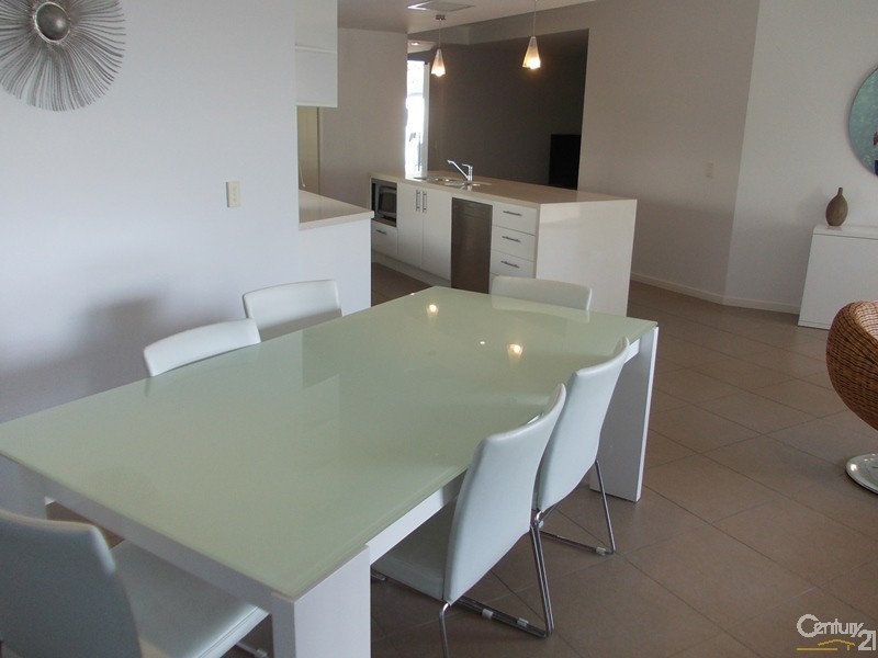 2/53 Elanda Street, Sunshine Beach QLD 4567