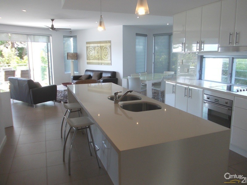 2/53 Elanda Street, Sunshine Beach QLD 4567