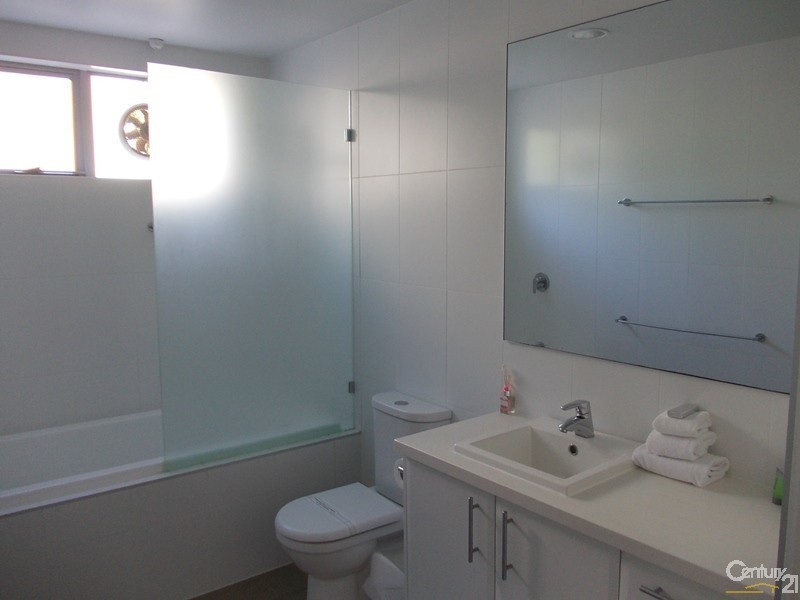 2/53 Elanda Street, Sunshine Beach QLD 4567