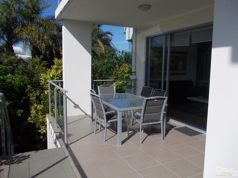 2/53 Elanda Street, Sunshine Beach QLD 4567