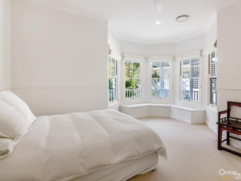 21 Dolphin Bay Drive, Sunshine Beach QLD 4567