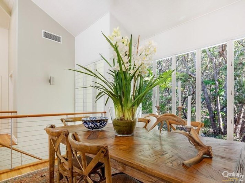 21 Dolphin Bay Drive, Sunshine Beach QLD 4567
