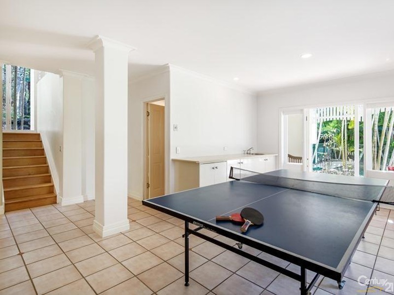 21 Dolphin Bay Drive, Sunshine Beach QLD 4567