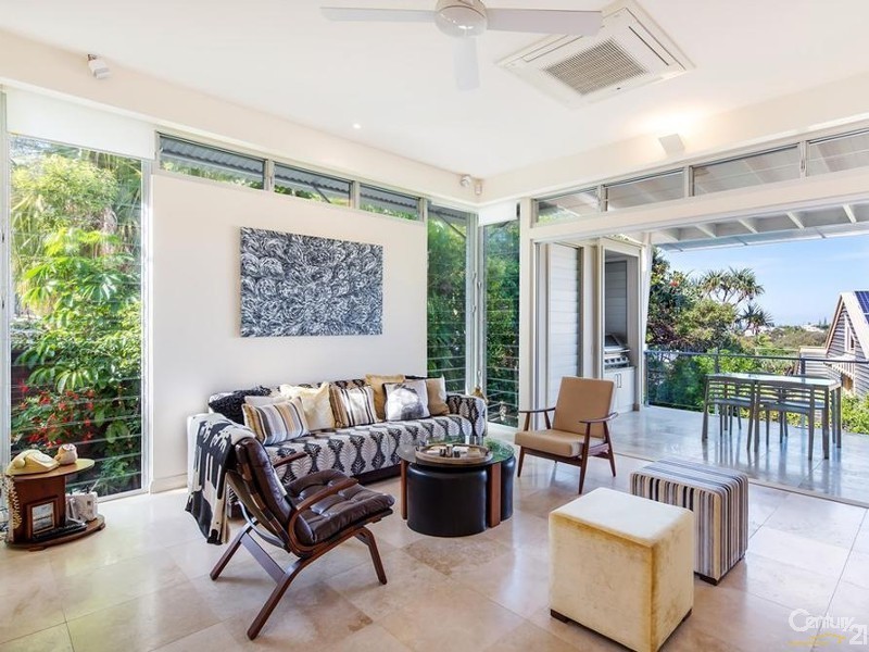 1/8 Hill Street, Sunshine Beach QLD 4567