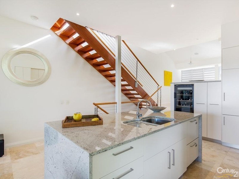 1/8 Hill Street, Sunshine Beach QLD 4567