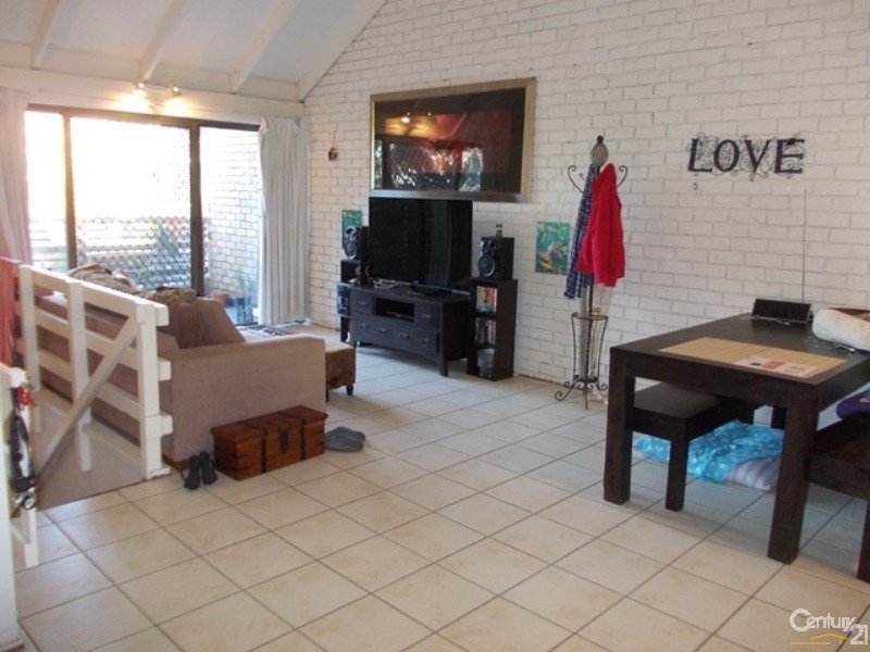 1/3 Henderson Street, Sunshine Beach QLD 4567