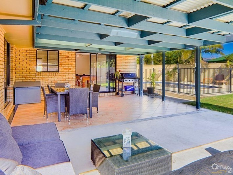 50 Lake Entrance Boulevard, Noosaville QLD 4566