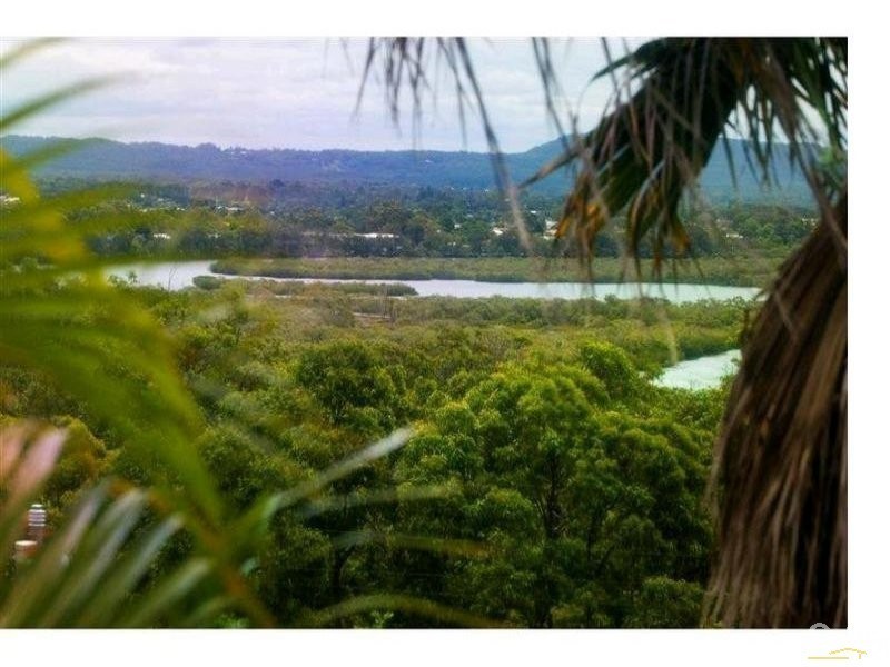 18 Warana Street, Noosa Heads QLD 4567