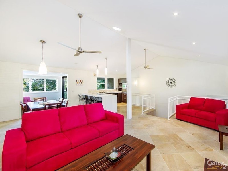 1/9 Nebula Street, Sunshine Beach QLD 4567