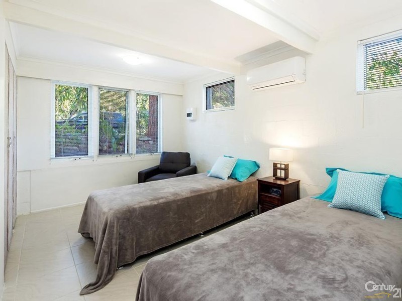 1/9 Nebula Street, Sunshine Beach QLD 4567