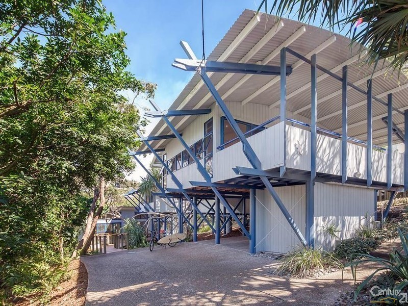 11 McAnally Drive, Sunshine Beach QLD 4567