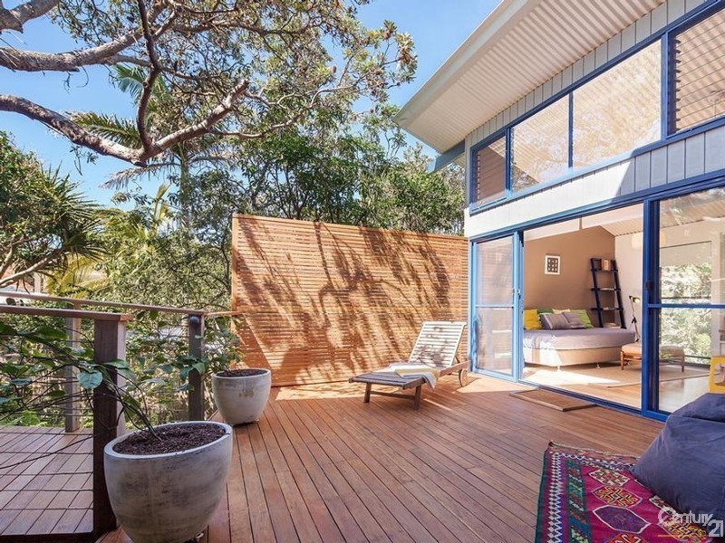 11 McAnally Drive, Sunshine Beach QLD 4567