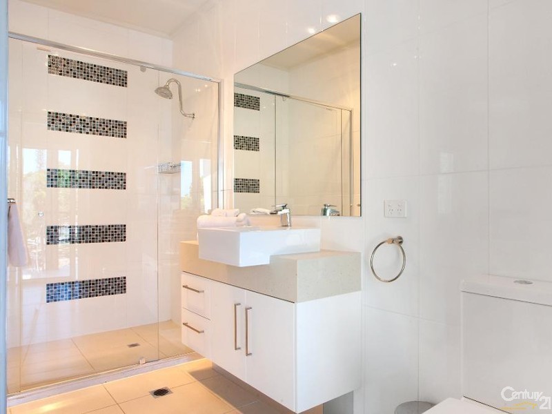 4 Surfside Court, Sunshine Beach QLD 4567