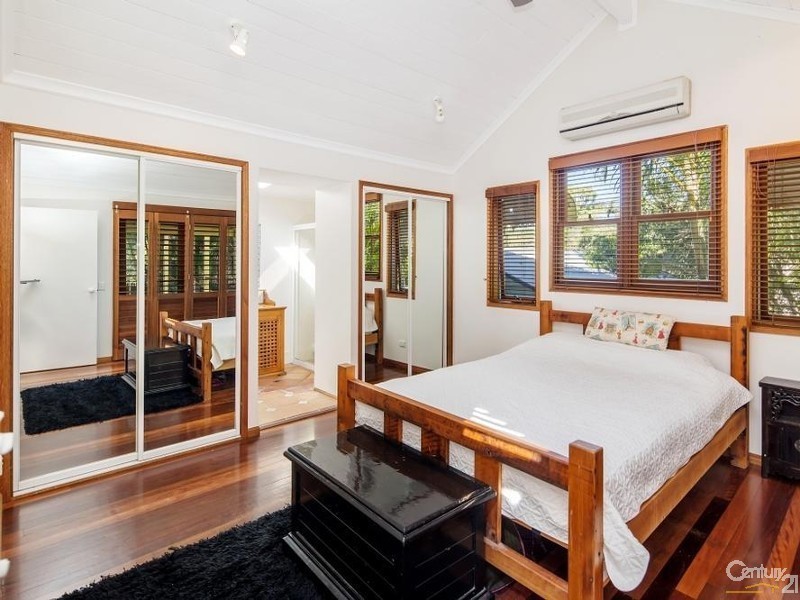 8 Duke Street, Sunshine Beach QLD 4567