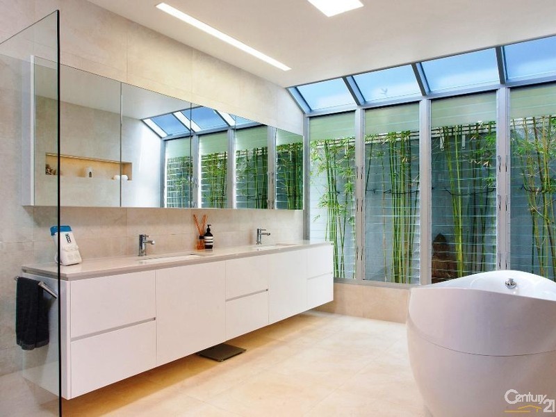 23 McAnally Drive, Sunshine Beach QLD 4567