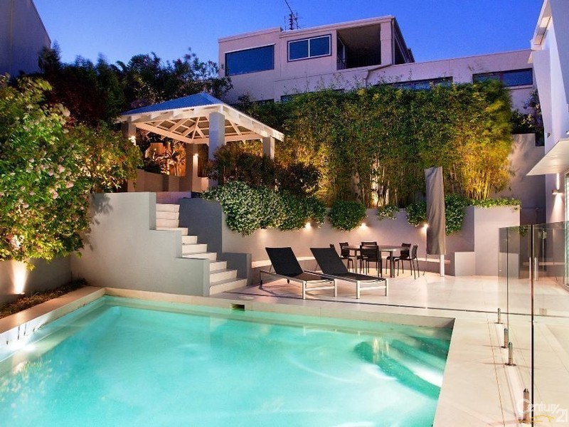 23 McAnally Drive, Sunshine Beach QLD 4567