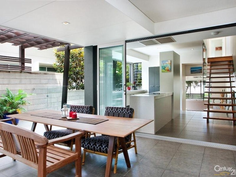 54 Ferguson Street, Sunshine Beach QLD 4567