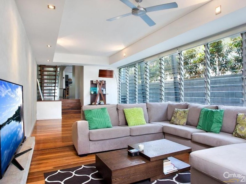 54 Ferguson Street, Sunshine Beach QLD 4567