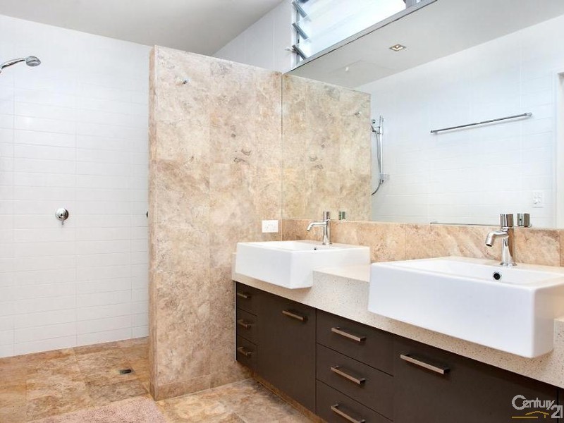 54 Ferguson Street, Sunshine Beach QLD 4567