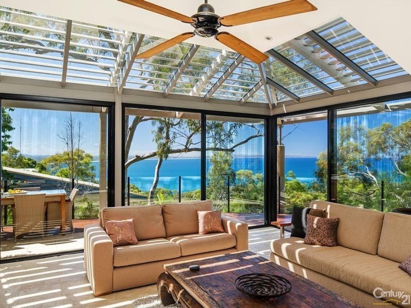 25 Bayview Road, Little Cove QLD 4567