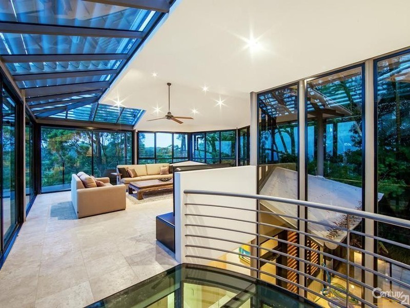 25 Bayview Road, Little Cove QLD 4567