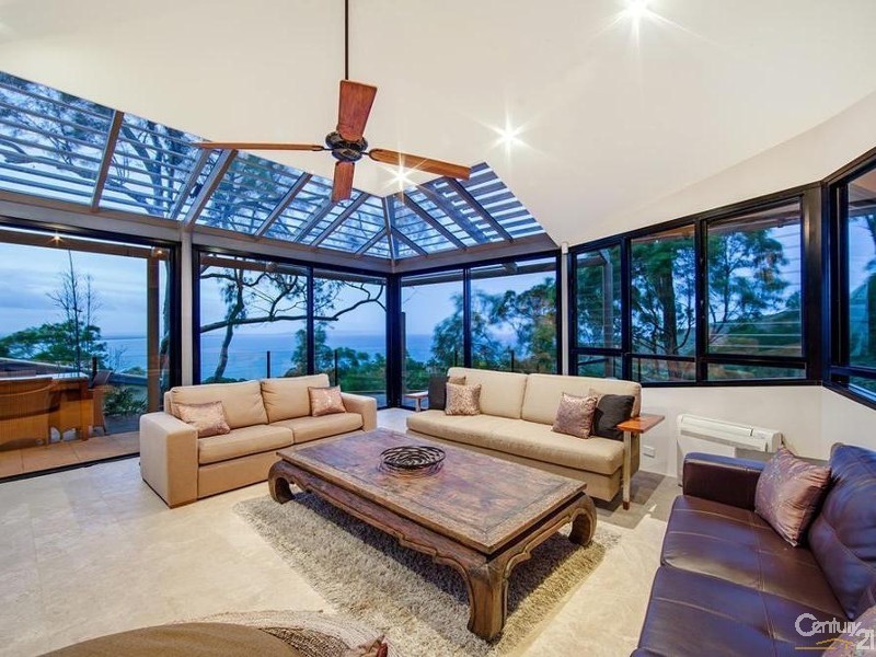 25 Bayview Road, Little Cove QLD 4567