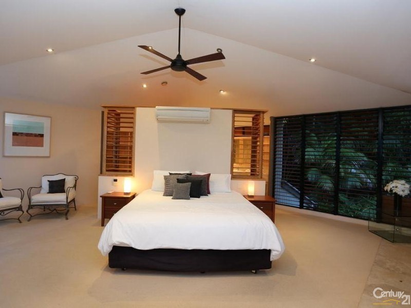 25 Bayview Road, Little Cove QLD 4567