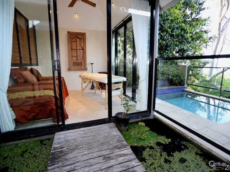 25 Bayview Road, Little Cove QLD 4567