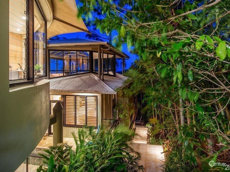 25 Bayview Road, Little Cove QLD 4567