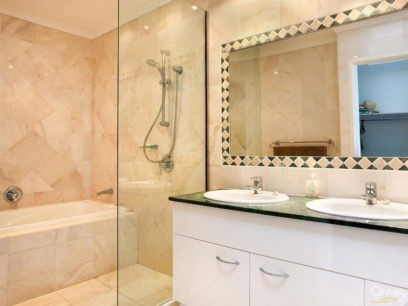 8/39  Elanda Street, Sunshine Beach QLD 4567