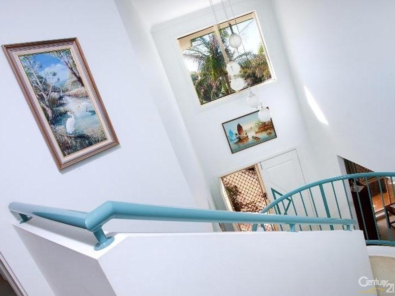 8  Royena Place, Marcus Beach QLD 4573