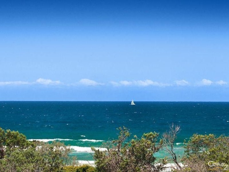 8  Royena Place, Marcus Beach QLD 4573