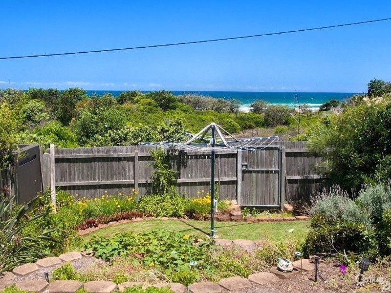 8  Royena Place, Marcus Beach QLD 4573