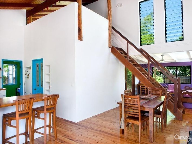 37  Newfield Street, Sunrise Beach QLD 4567