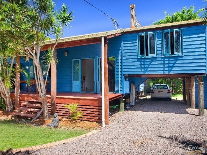37  Newfield Street, Sunrise Beach QLD 4567