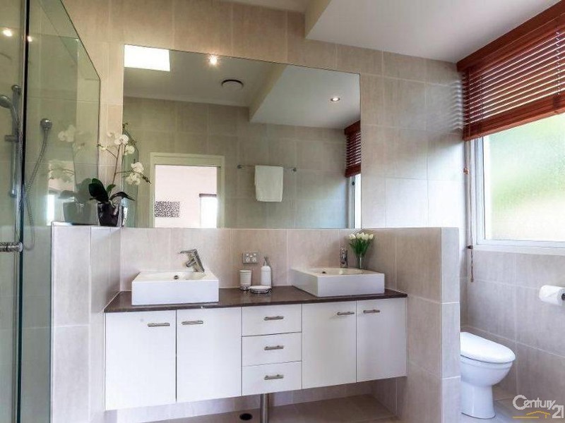 9 Constellation Close, Sunrise Beach QLD 4567