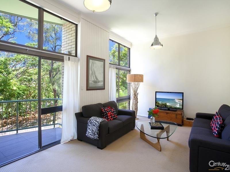 2/2 Crank Street, Sunshine Beach QLD 4567