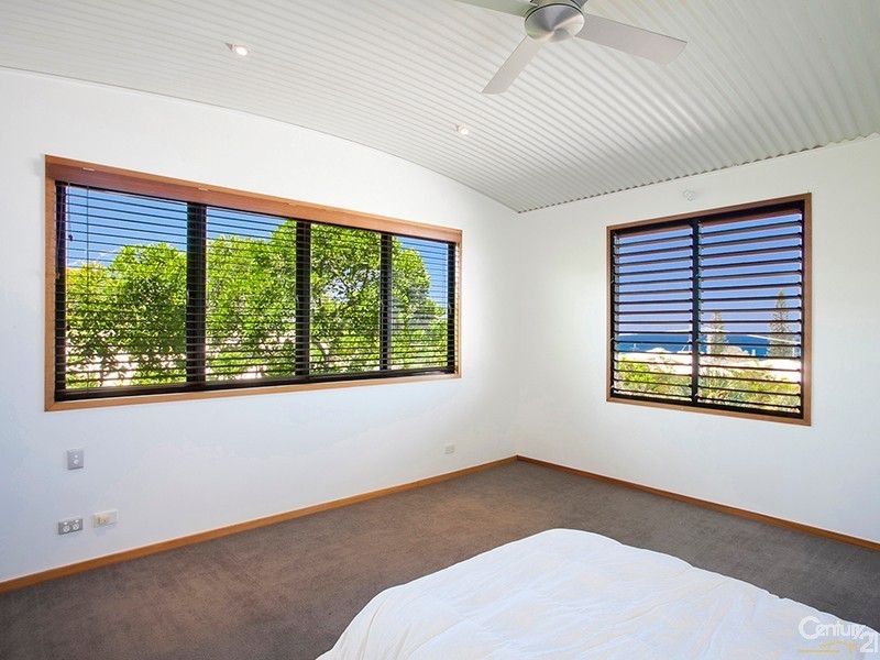 2 Bowman Terrace, Sunshine Beach QLD 4567