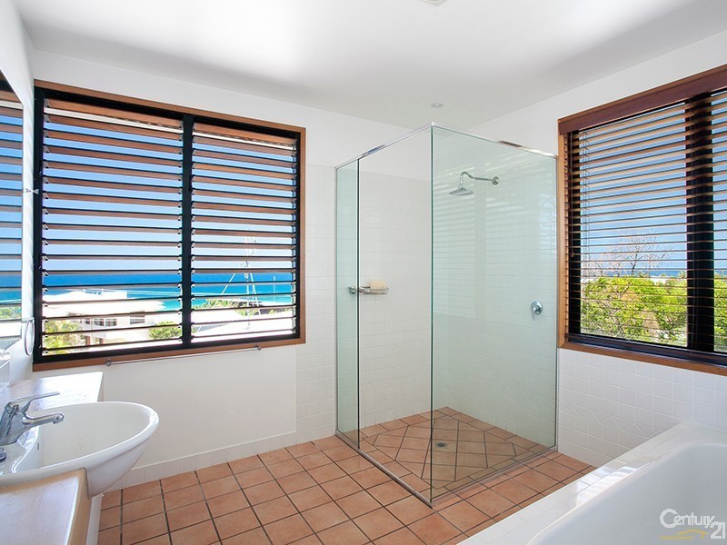 2 Bowman Terrace, Sunshine Beach QLD 4567