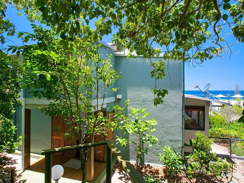 2 Bowman Terrace, Sunshine Beach QLD 4567