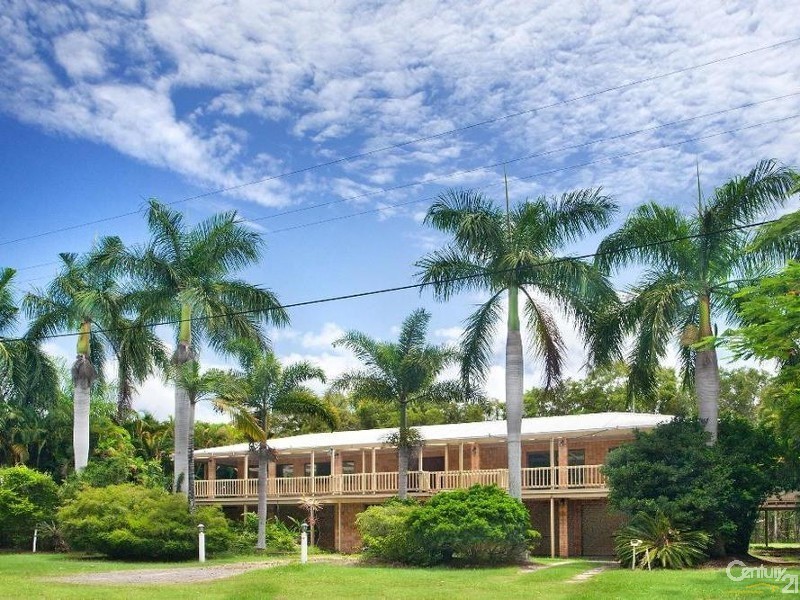 83 Lake Weyba Drive, Noosaville QLD 4566