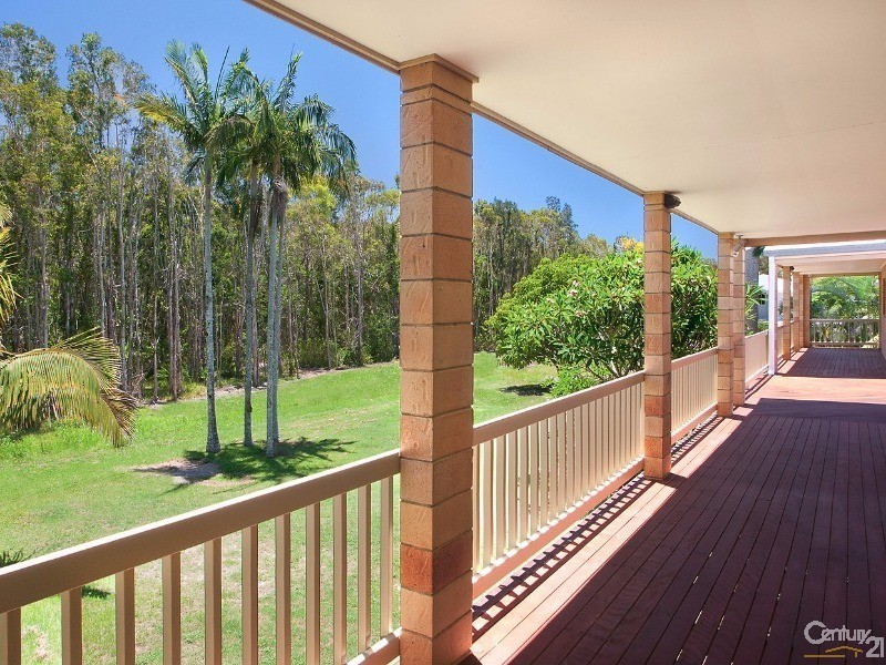 83 Lake Weyba Drive, Noosaville QLD 4566