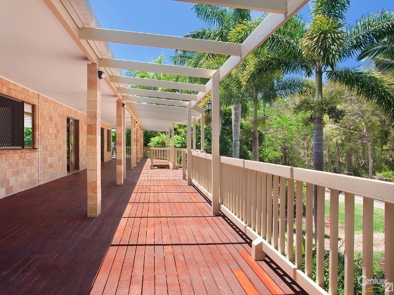 83 Lake Weyba Drive, Noosaville QLD 4566