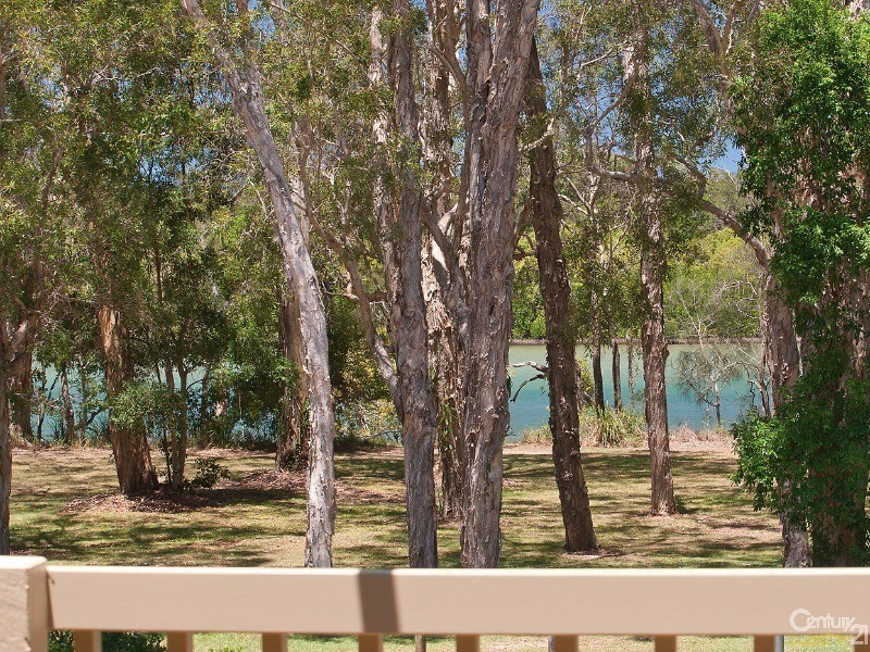 83 Lake Weyba Drive, Noosaville QLD 4566
